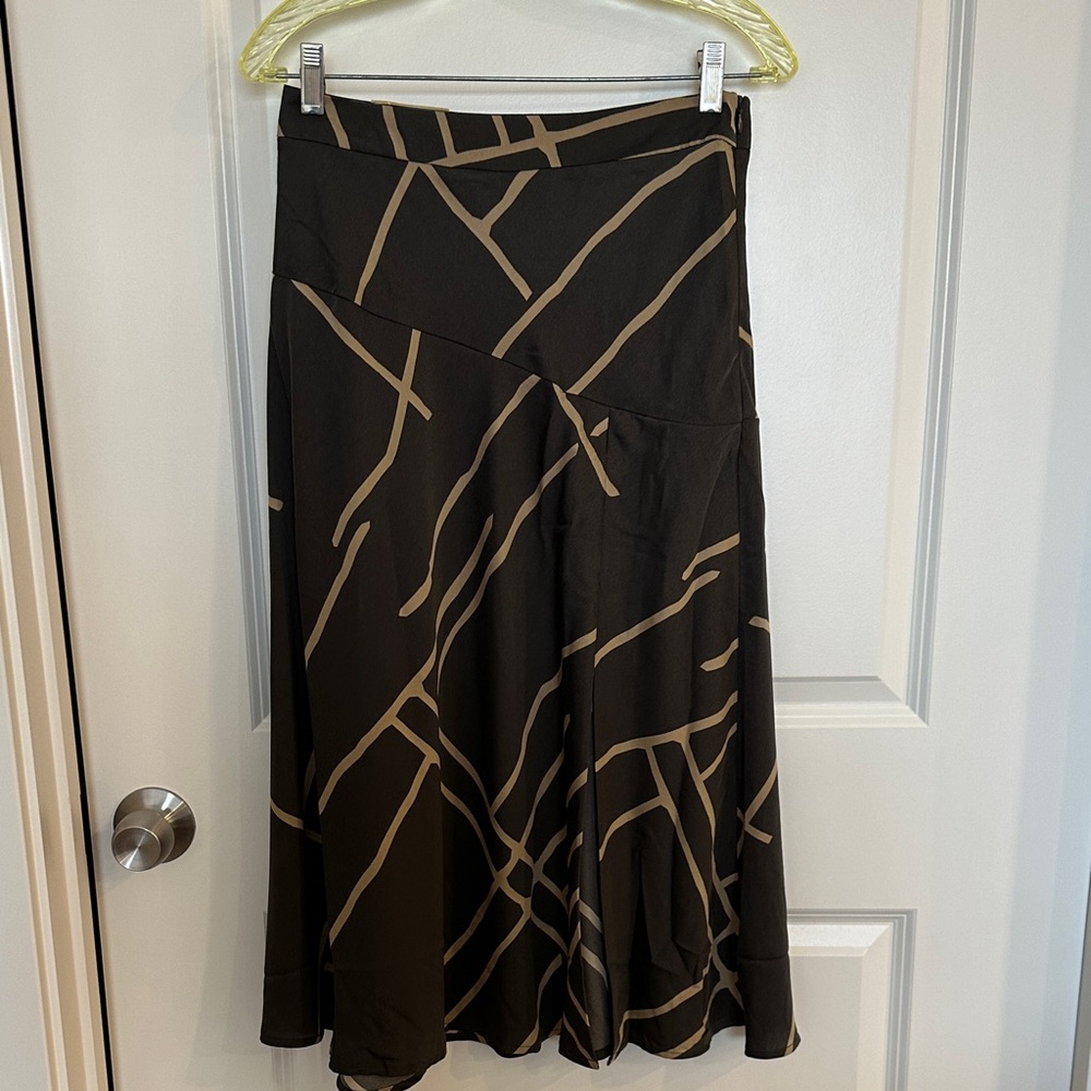 Banana Republic Black and Tan A-Line Skirt